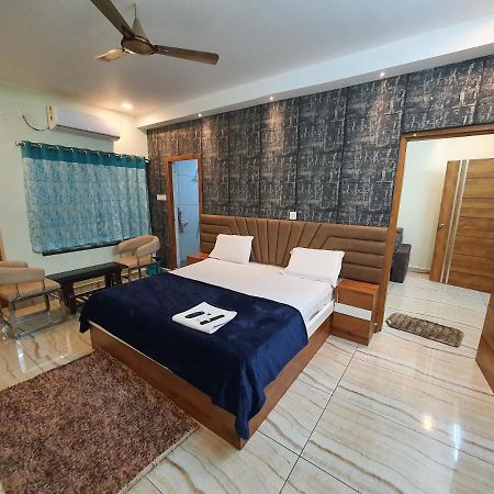 Kavuri Grand Bapatla Экстерьер фото